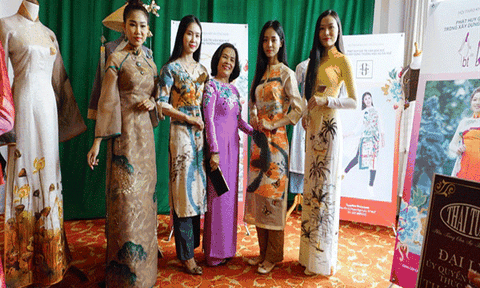 Sẽ có một không gian áo dài Huế