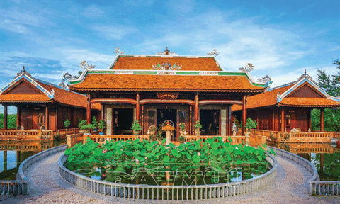 Ngôi nhà gỗ đẹp nhất vùng Bảy Núi