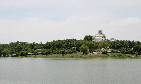 Những hồ nước tuyệt đẹp ở Bảy Núi