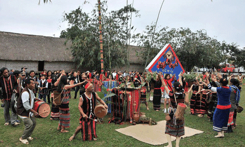 "Bản Sắc Nam Tây Nguyên" tỏa sáng 