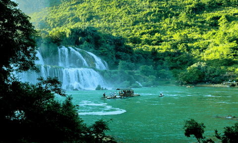 Ghé thăm xứ Nghệ đậm đà ân tình