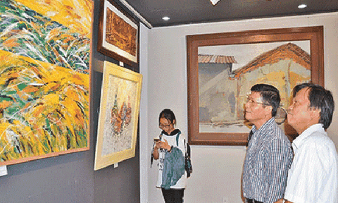 Sắc màu miền Tây giữa lòng thành phố