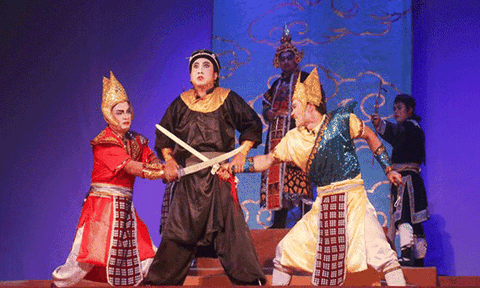 Nghệ thuật hát bội - nguy cơ mai một