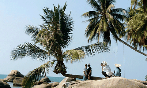 Hấp dẫn khám phá Hòn Sơn