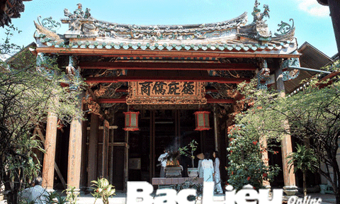 Bảo tồn di tích gắn với phát triển du lịch