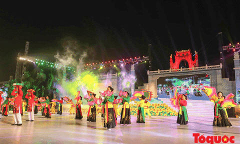 Tưng bừng khai mạc Lễ hội Giỗ tổ Hùng Vương 2019