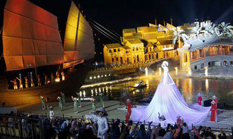 Bao giờ TP HCM có sân khấu thực cảnh? 