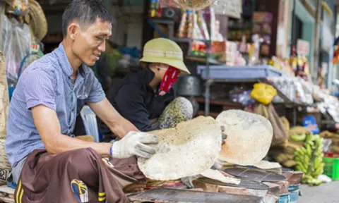 Chợ Bà Hoa, không gian văn hoá xứ Quảng ở Sài Gòn