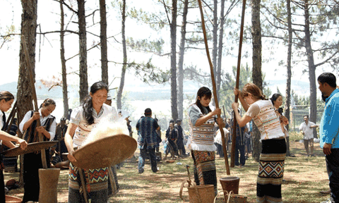 Ngày hội văn hóa các dân tộc Nam Tây Nguyên