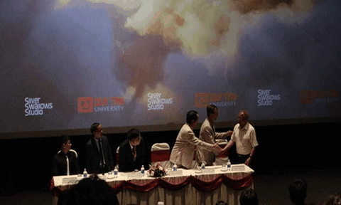 Ra mắt phim lịch sử: Những cánh én đầu tiên 