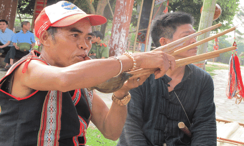 Người giữ hồn cây đàn Chapi 