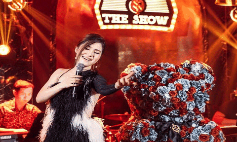 Hương Tràm có buổi diễn cuối cùng trước khi du học