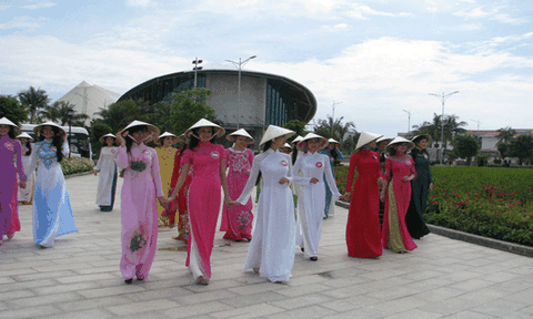 Xứ Công tử Bạc Liêu tìm kiếm người đẹp 