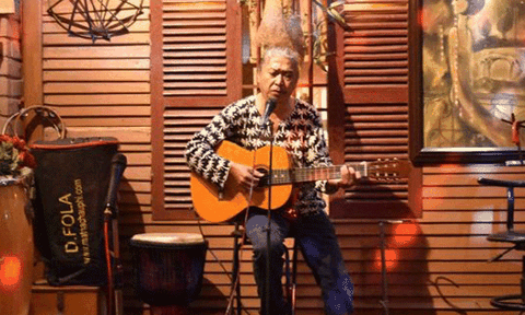 Diệp Chí Huy và những khúc nghêu ngao