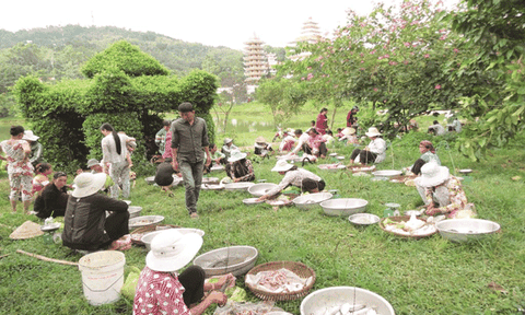 Ghé thăm ngôi chợ độc nhất vô nhị của miền Tây
