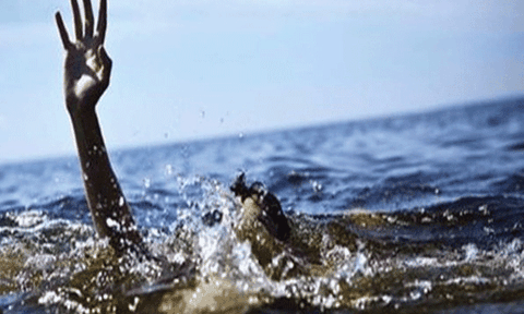 Nghệ An: Nỗ lực tìm kiếm bé trai 12 tuổi đuối nước khi tắm biển