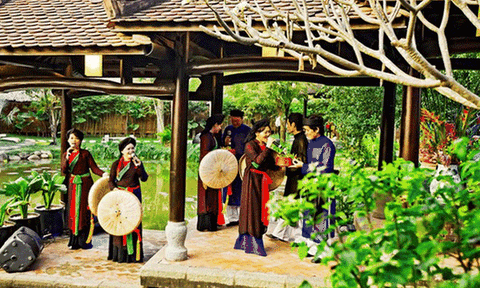 Sắc màu di sản văn hóa hội tụ tại thành phố biển Nha Trang