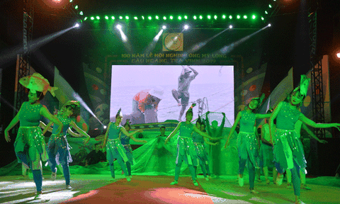 Khai hội 100 năm lễ Cúng biển Mỹ Long, Trà Vinh