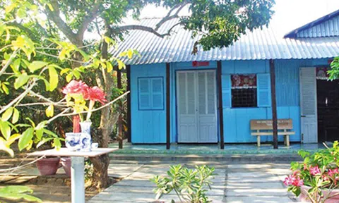 Bàn thờ thiên của người Việt ở Tây Nam Bộ