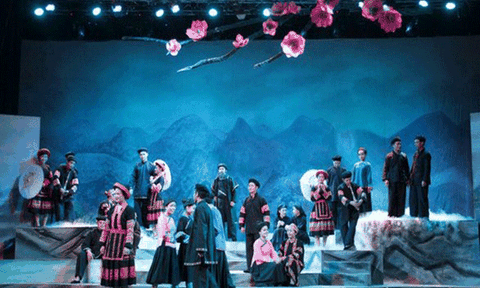 Nỗ lực làm mới sân khấu cải lương truyền thống