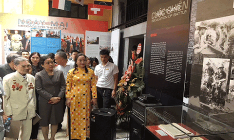 Khai mạc trưng bày chuyên đề “Nhật ký hòa bình”