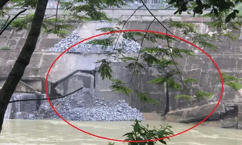 Khắc phục sự cố sạt trượt tường kè hạ lưu thủy điện Sông Lô 2