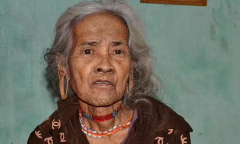 Tục xăm mình làm đẹp kỳ lạ ở ngã ba Đông Dương