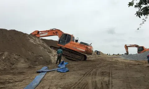 Chính quyền xã "bảo kê" cho thôn thuê đất tràn lan?