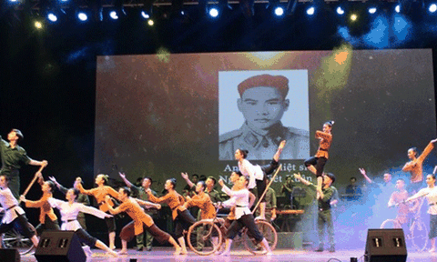 Chương trình nghệ thuật tri ân các Anh hùng liệt sỹ
