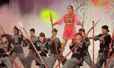 "Chói rạng sơn hà" và một Bùi Thị Xuân xuất sắc