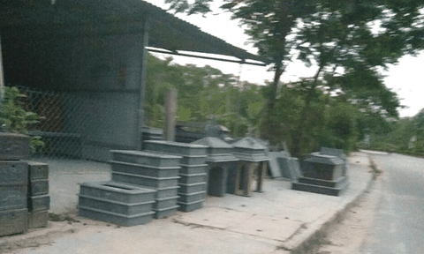 Quảng Bình: Hộ kinh doanh gây ô nhiễm, chính quyền "bó tay"?