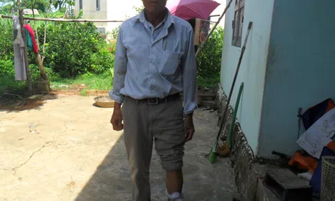 Nghệ An: Cụ ông 82 tuổi bị “người tình” của vợ đánh văng xuống đường?