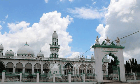 Đồng bào Chăm vui mừng đón Tết Roya Haji