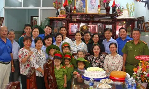 Quận I (TP.HCM): Tổ chức lễ mừng thọ Mẹ Việt Nam Anh hùng 