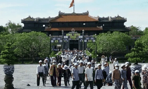 Thừa Thiên Huế đón nhận Huân chương độc lập hạng nhất