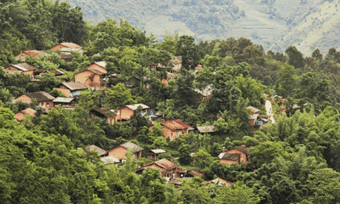 Làng Tày cổ bên dòng Nho Quế