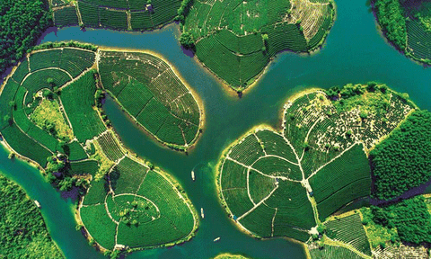 Trời Tây kì ảo giữa lòng xứ Nghệ