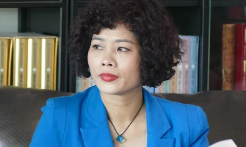 Ra mắt tiểu thuyết “10 ngày trên biển” nhà văn Thủy Hướng Dương