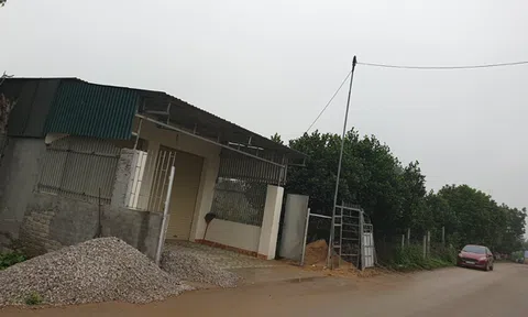 Nghệ An: Xã Đô Thành có “bảo kê” cho công trình “chui” xâm chiếm kênh Vách Bắc?