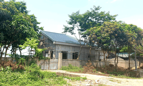 Nghệ An: Dân xây dựng trái phép, chính quyền xử lý khó đến vậy sao?