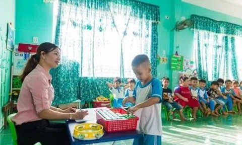 Người dân Quảng Ngãi phấn khởi với Sữa học đường