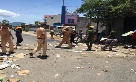 Hà Tĩnh: Bà hỏa thiêu rụi xưởng phế liệu rộng hơn 200m2