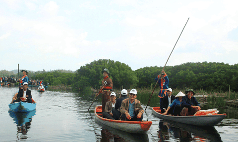 Quảng Ngãi: Vẻ đẹp thiên nhiên ở Bàu Cá Cái