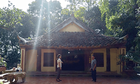 Về ngôi đền hơn 400 năm tuổi thờ người thầy của 2 đời vua