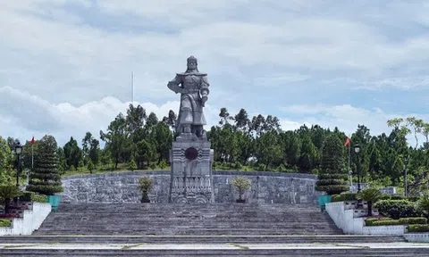 Bảo tồn di tích núi Bân ở Tây Nam thành phố Huế