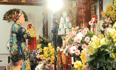 Linh thiêng đền Mẫu Đông Cuông