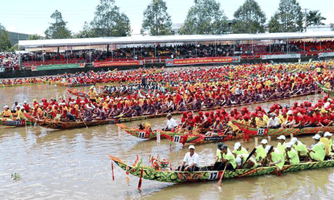 Đua ghe Ngo - Nét văn hóa đặc sắc của đồng bào Khmer Nam Bộ
