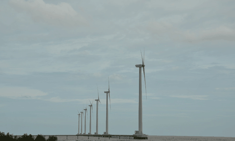 Hà Tĩnh và ước mơ biến nắng, gió thành năng lượng sạch vì con người