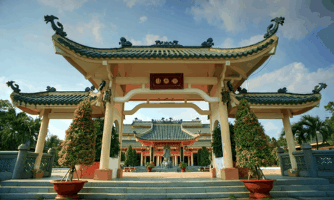 Văn miếu Trấn Biên - biểu tượng văn hóa người Việt phương Nam