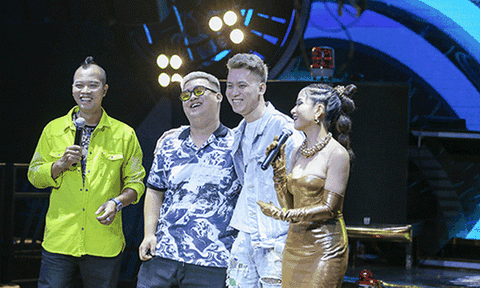 DJ Bình Mèo dùng “võ” kéo thí sinh